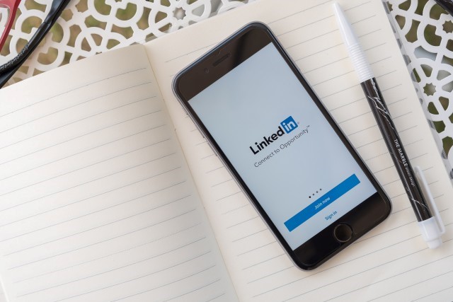 7 Steps to Improve Your LinkedIn Profile in 2018