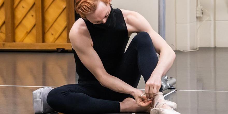 Student Spurs Gender-Fluid Practices in Ballet at George Brown Dance