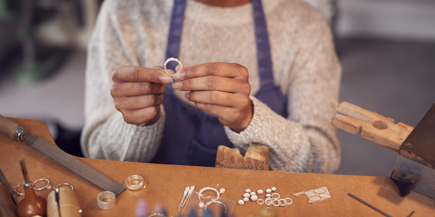  How to Become a Jewellery Designer 