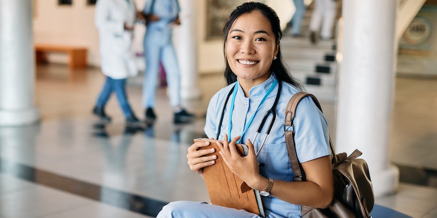  Ontario’s Learn and Stay Grant Offers Free Tuition for Some Healthcare Programs 
