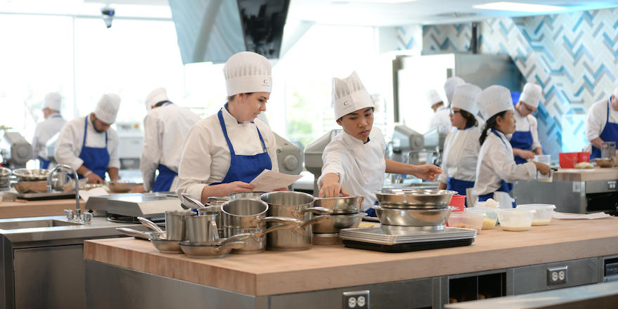 Baking and Pastry Arts Program Gives Students Skills for Baking Career